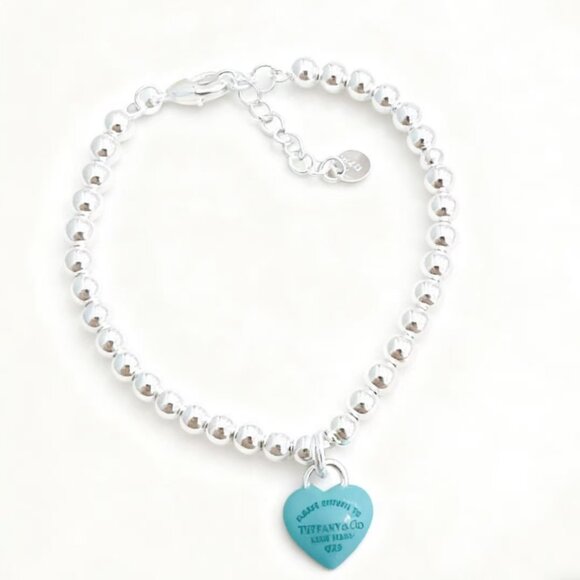 Latest Light Gold Smile Bracelet: A Symbol of Confidence - Picture 1 of 2